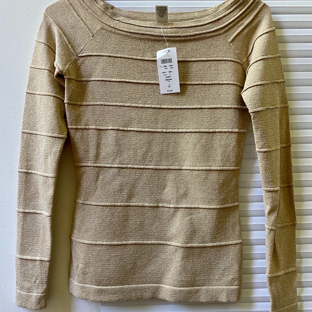 NWT Cache Top